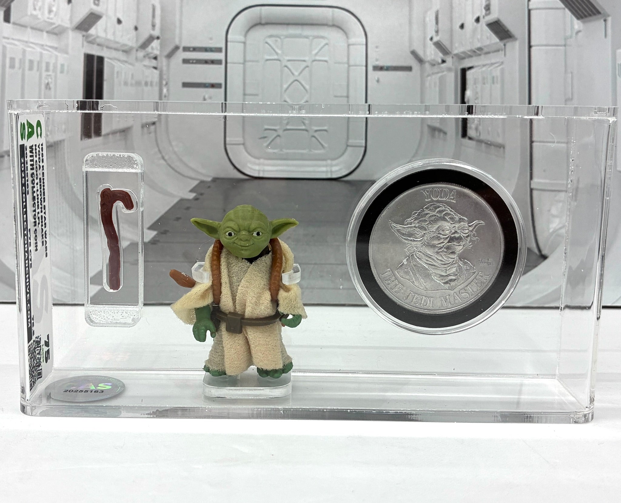 STAR WARS Kenner 1985 YODA Brown Snake with Coin GRADED CAS 75 VINTAGE