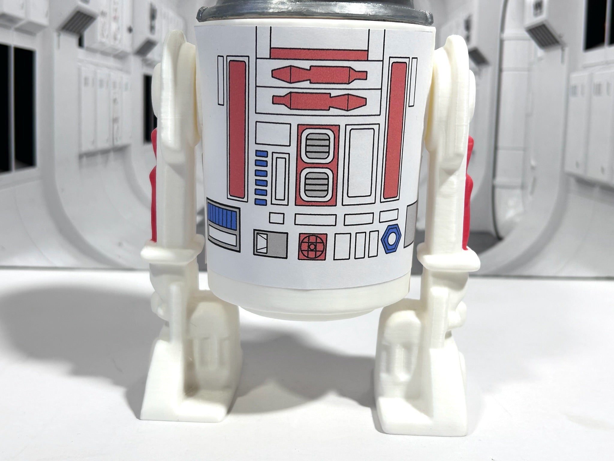 Star Wars Custom Vintage Kenner Style 7" R5-D4 Action Figure 3D Print