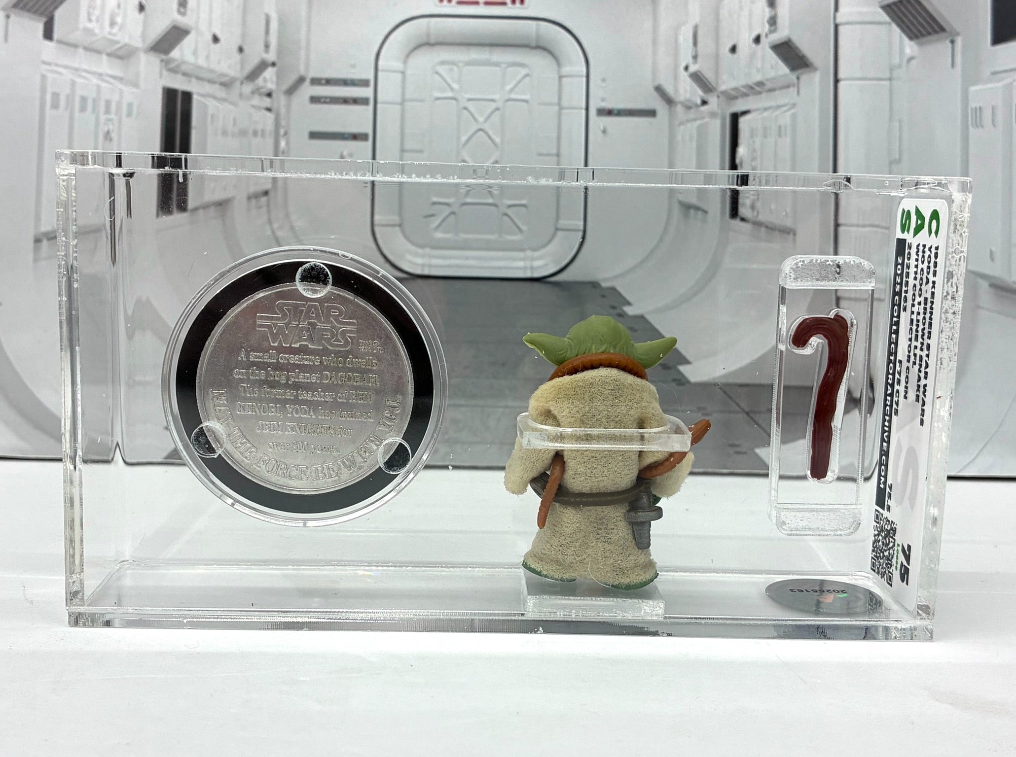 STAR WARS Kenner 1985 YODA Brown Snake with Coin GRADED CAS 75 VINTAGE